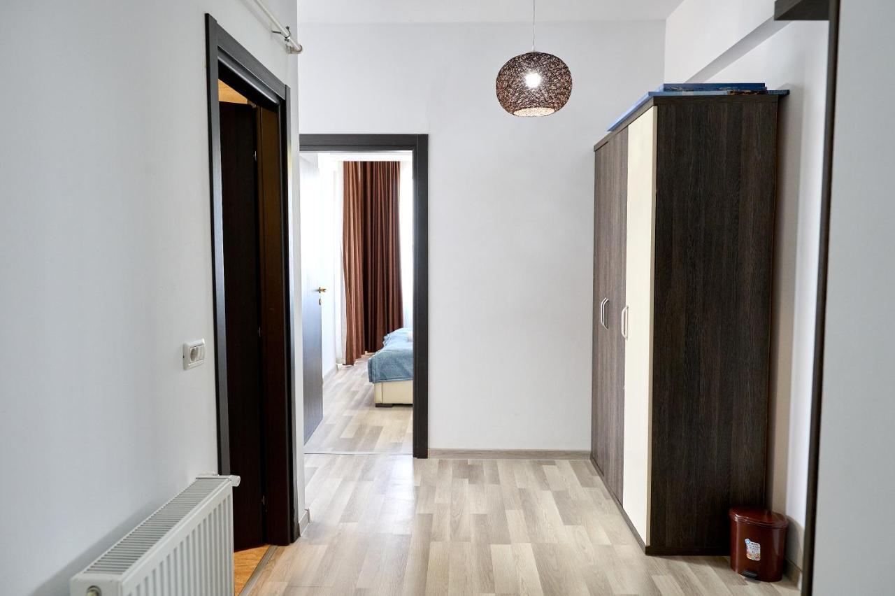 La Vida Loca Apartment Summerland Mamaia Exterior photo